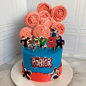 Торт «Фереро Роше» для мальчика с безе и картинками из мультфильма Roblox
