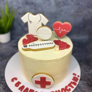 Торт «Малиновый рай» для доктора или медицинского работника