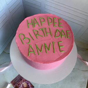 Торт из фильма о Гарри Поттере с начинкой «Сникерс»