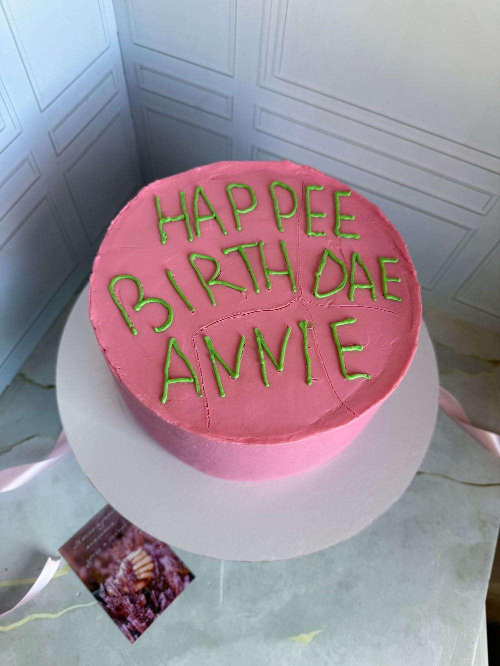 tort-iz-filma-o-garri-pottere-s-nachinkoy-snikers-2 Торт из фильма о Гарри Поттере с начинкой «Сникерс»