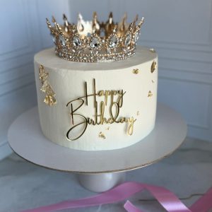 Торт с короной и блестками «Баунти»